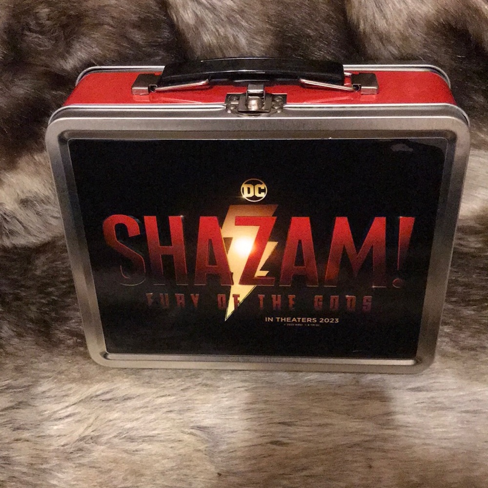 New DC comics Shazam fury of the gods retro metal lunchbox